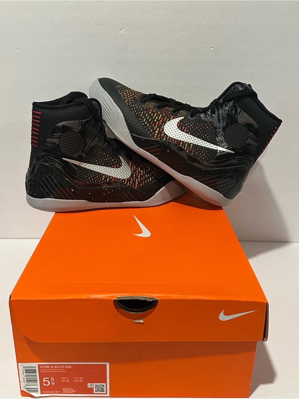 Kobe 9 Protro ‘Masterpiece’ (GS) Sz 2 / 5.5 / 6 / 7 (HJ9446-001)